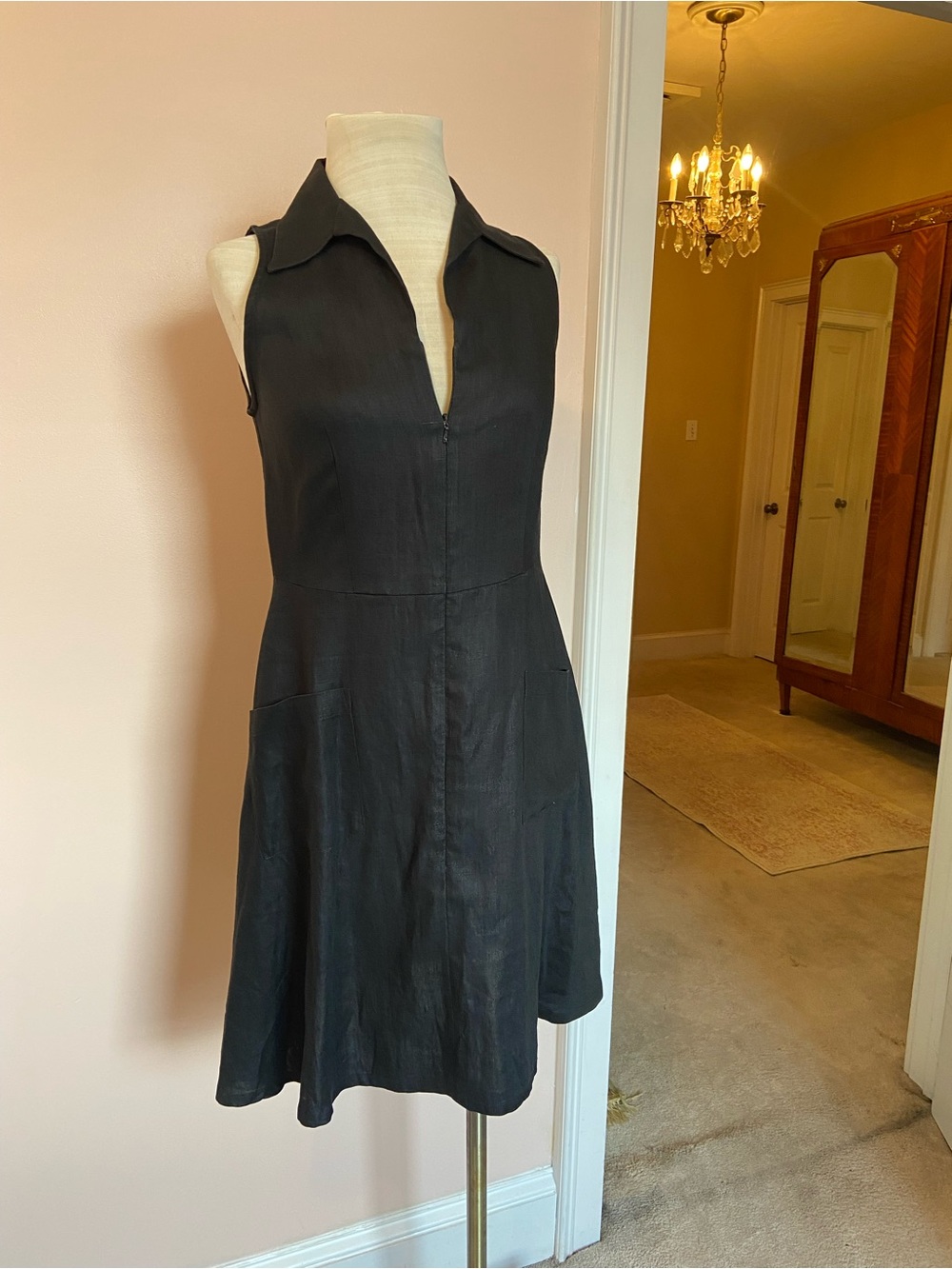 Vintage Black Quality Linen Sleeveless Collared Dress - Classic Minimalist